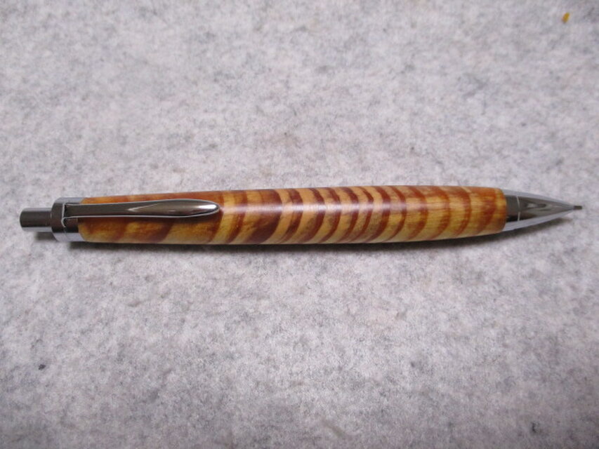 肥松（黒松）ジン 琥珀脂 霜降り キヌカオイル仕上げ 木軸シャープ