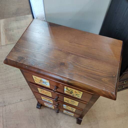 愛品倶楽部柏店】 4段タイルチェスト スペイン バレンシア家具 (愛品