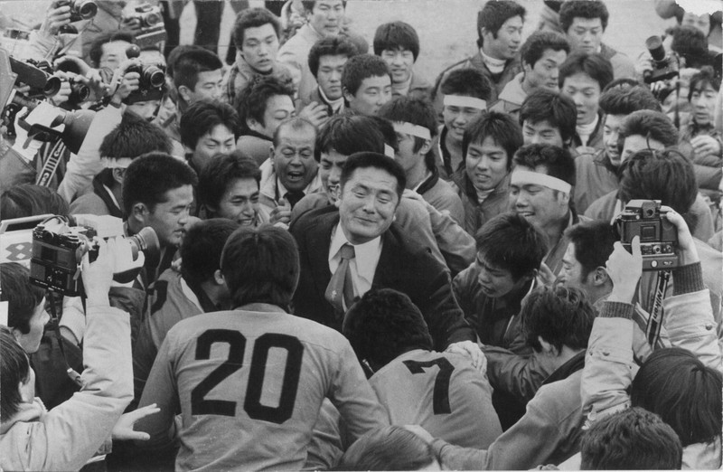 花園プレーバック：第60回：伏見工が出場2回目で初の日本一 | 毎日新聞