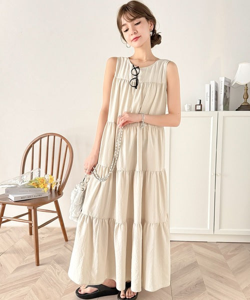 洗練された大人フェミニン。 前後2WAY4段ティアードワンピース（ロング