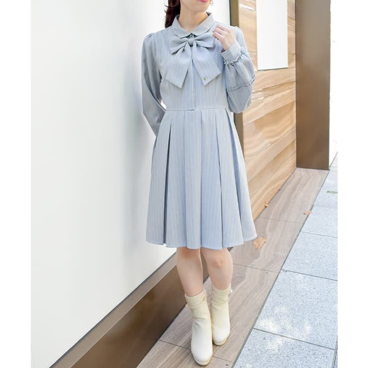 リボン付きプリーツミニワンピース[品番：IGAW0005492]｜axes femme