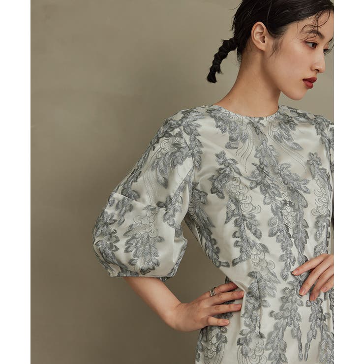 niana ニアナ リーフ刺繍デザインコクーンドレス[品番：FT000009907