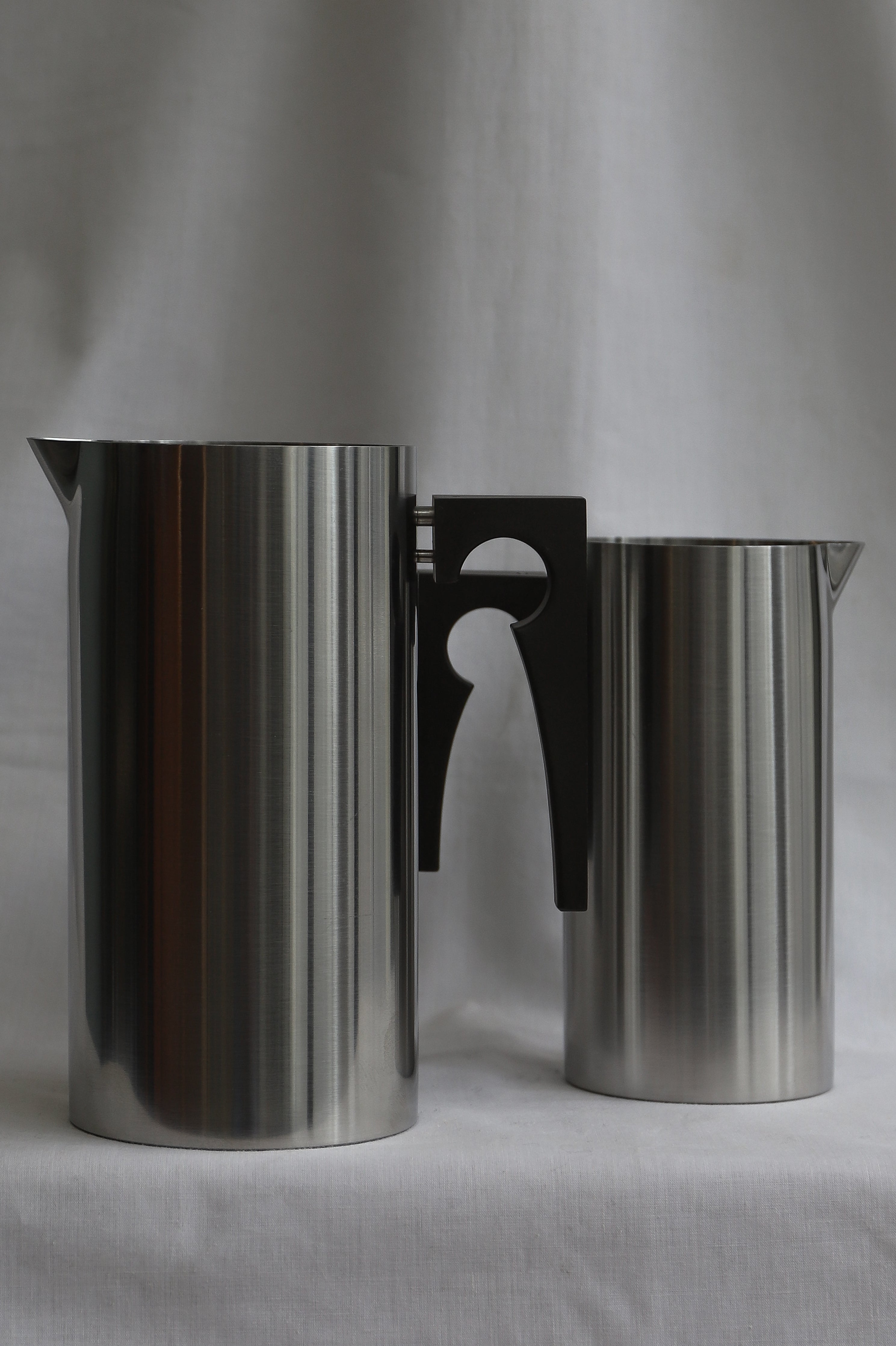 ステルトン シリンダライン ジャグ アイスリップ付き アルネ