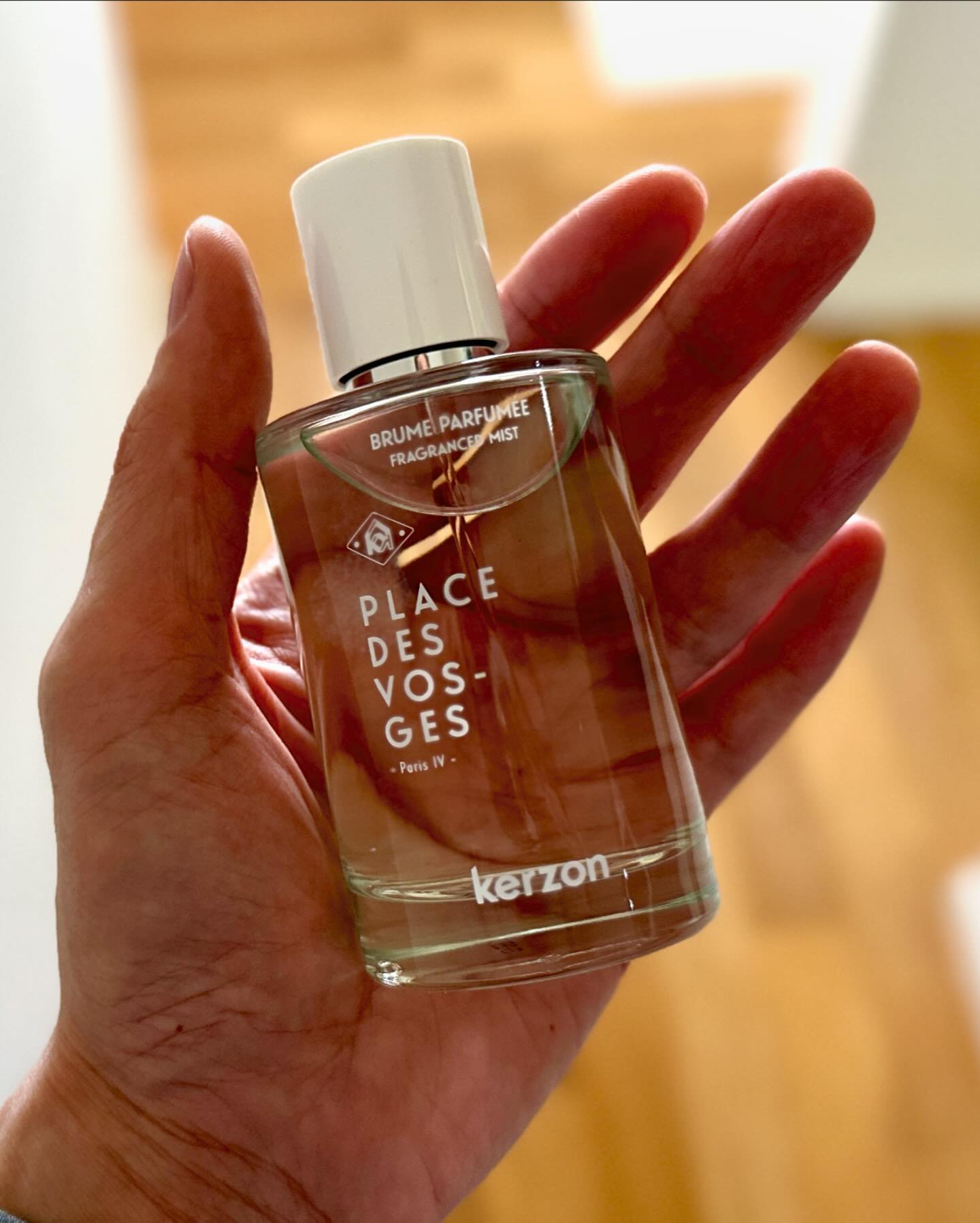 ヴォージュ広場｜ローズとレンガの香り – NOSE SHOP