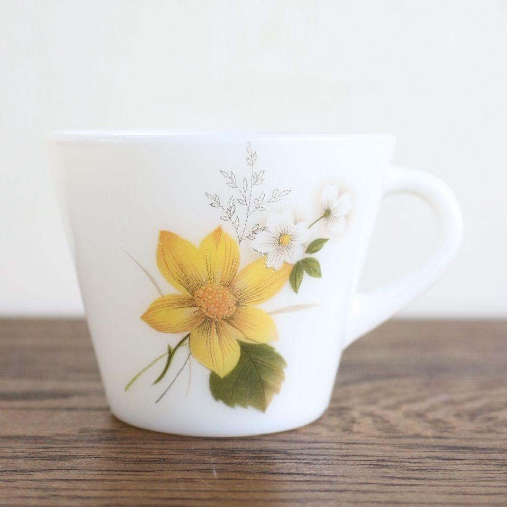 人気のパイレックス♪ カップ＆ソーサー【JAJ PYREX / AUTUMN GLORY