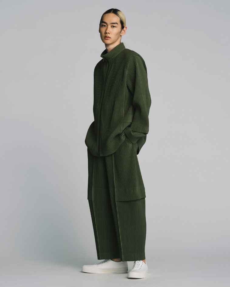 アイテムのご紹介「CARGO」 – isseymiyake.com