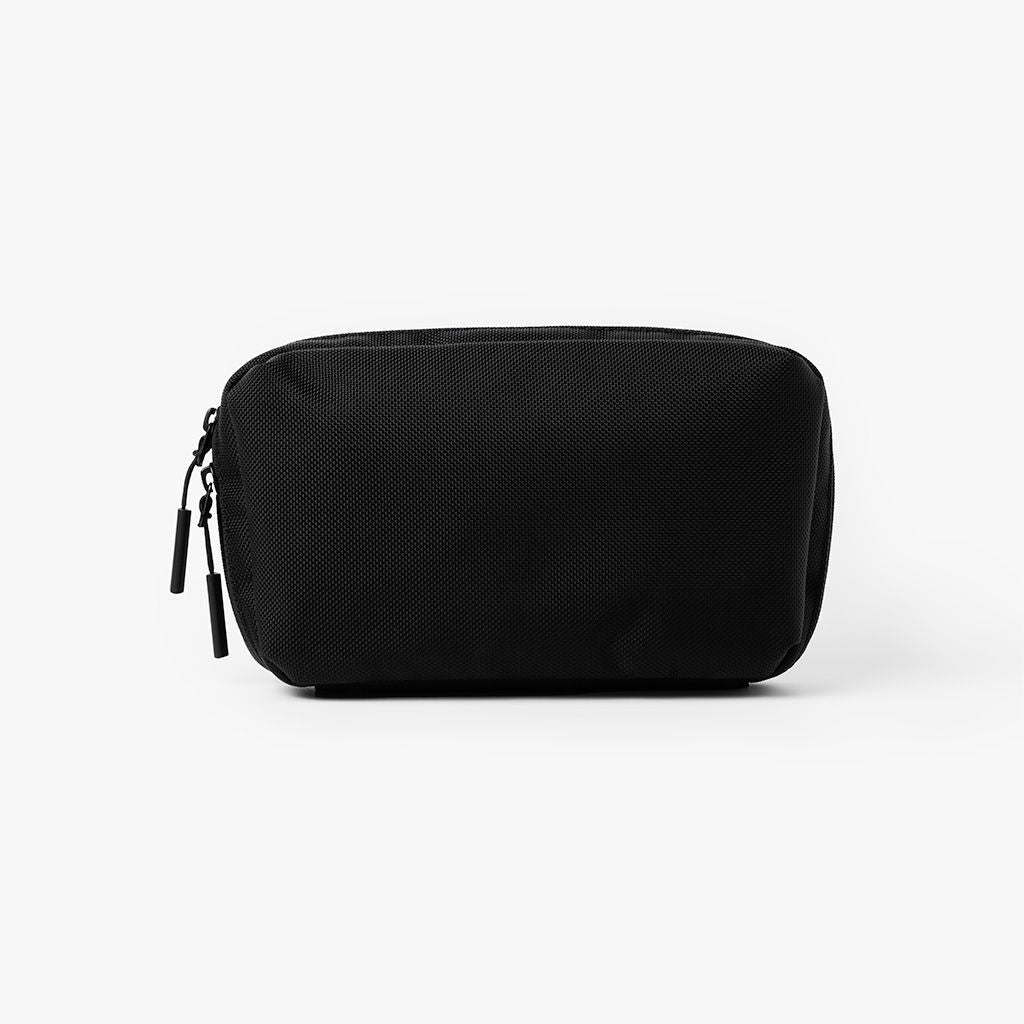 THE TOKYO TECHPACK POUCH