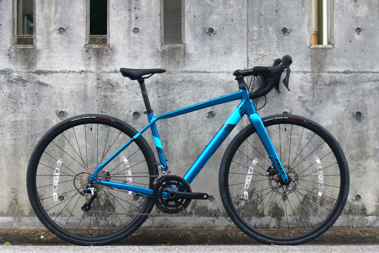 在庫限り】初めての1台に！FELT VR40がクリアランスセール中 – 京都の