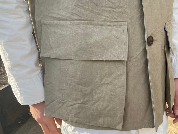 インナー・アウター選ばず使えるアイテム》JERKIN VEST -HEMP CANVAS