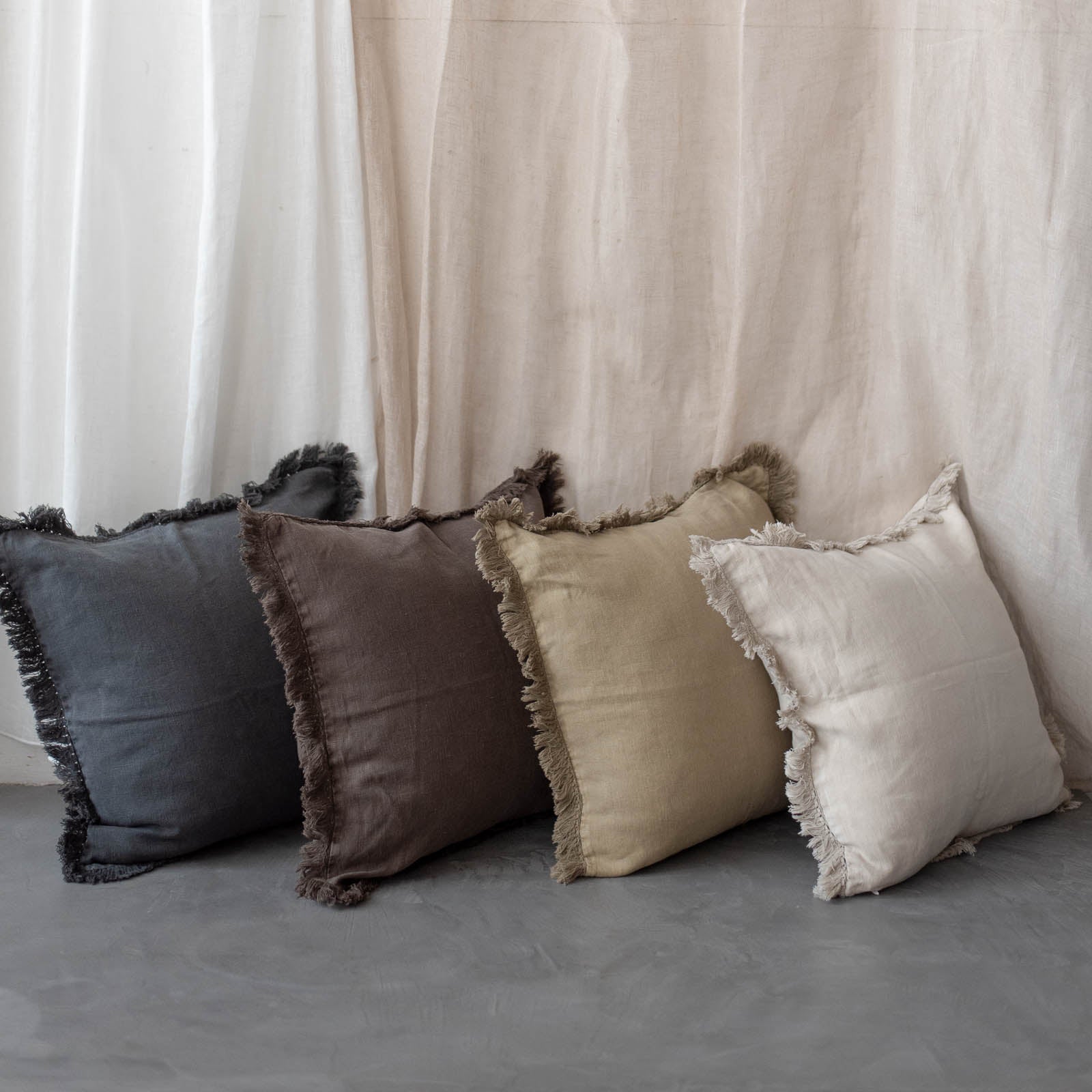 Linen フリンジクッションカバー 45×45 — ANTRY USE ONLY GENUINE