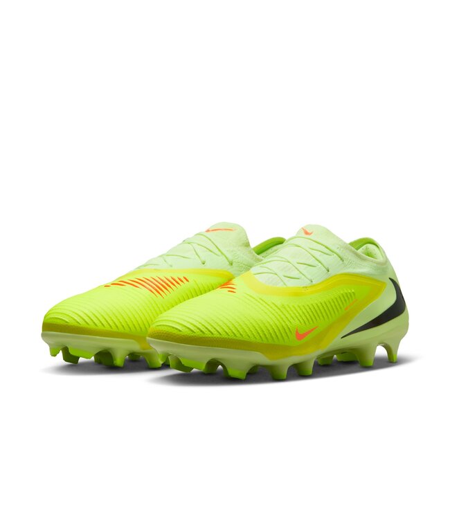 Nike Phantom 6 Low Pro FG - SoccerWorld - SoccerWorld