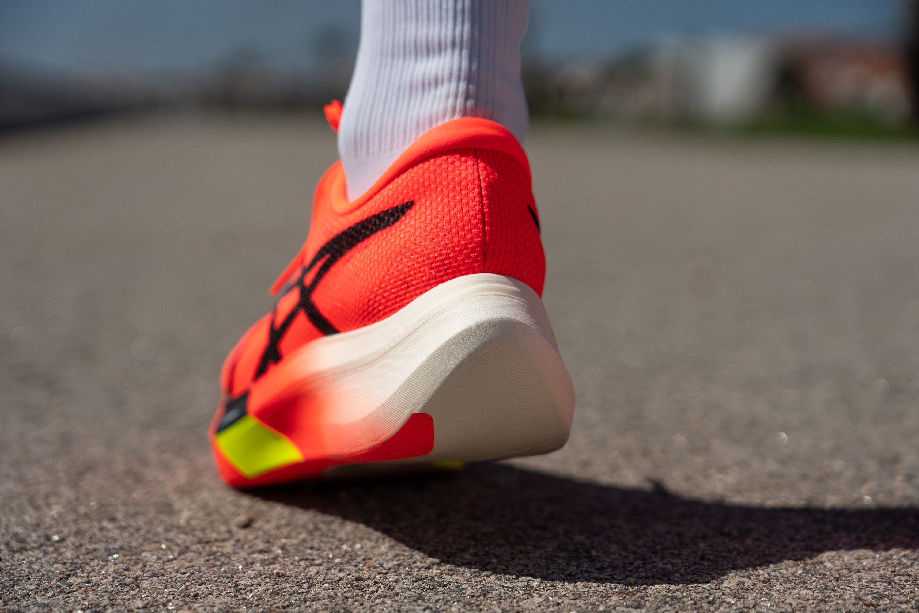 Cut in half: ASICS Metaspeed Sky Paris Review | RunRepeat