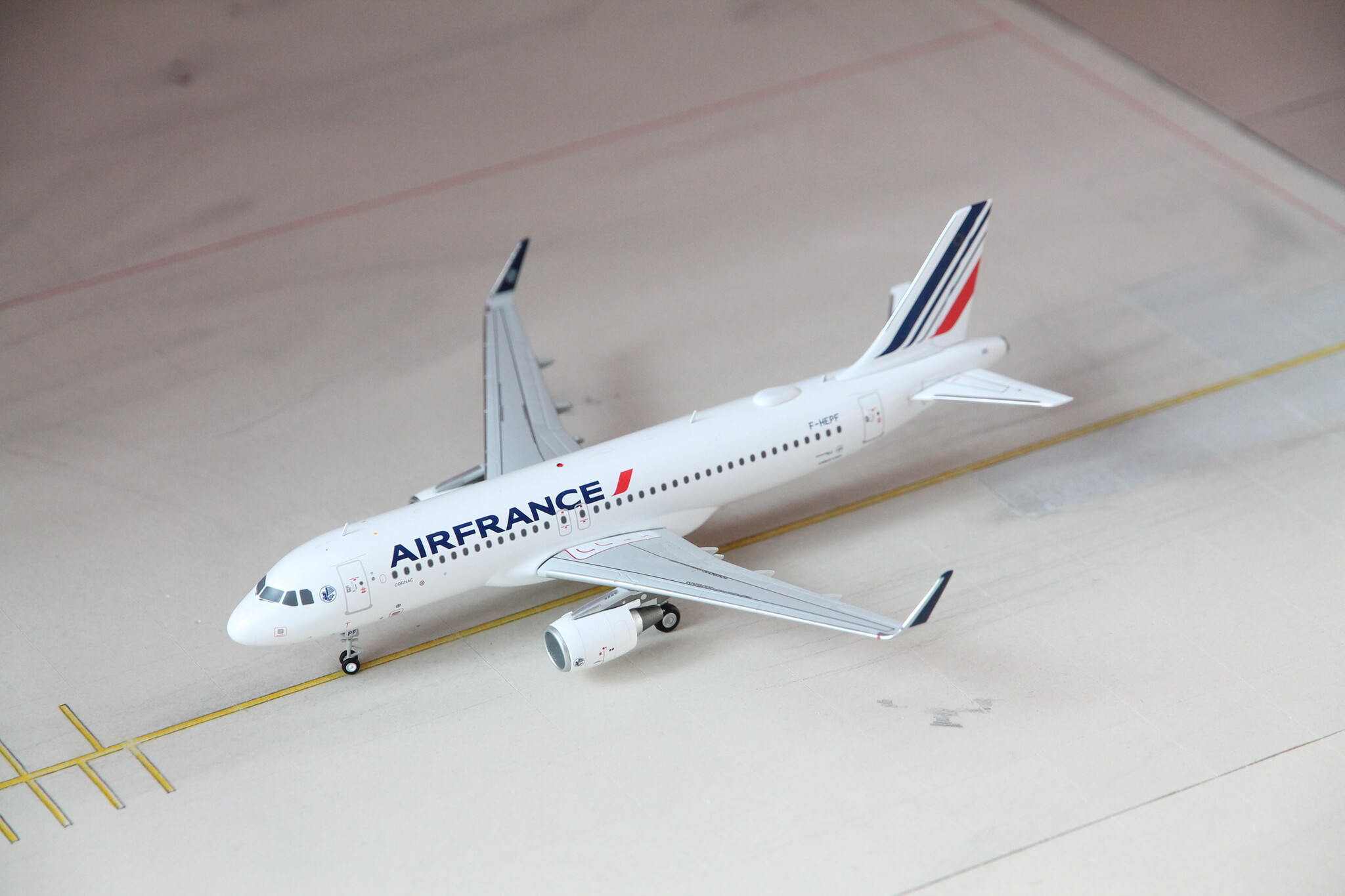 1:200 Air France Airbus A320-200 F-HEPF Gemini200 G2AFR1208