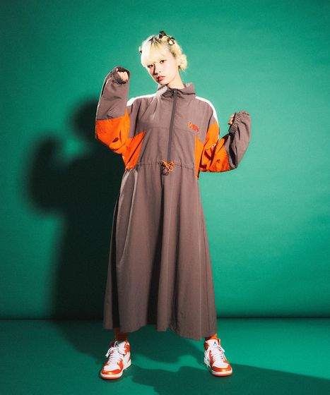 切り替えナイロンワンピース[商品：PN24AW-007] - PUNYUS Online Store