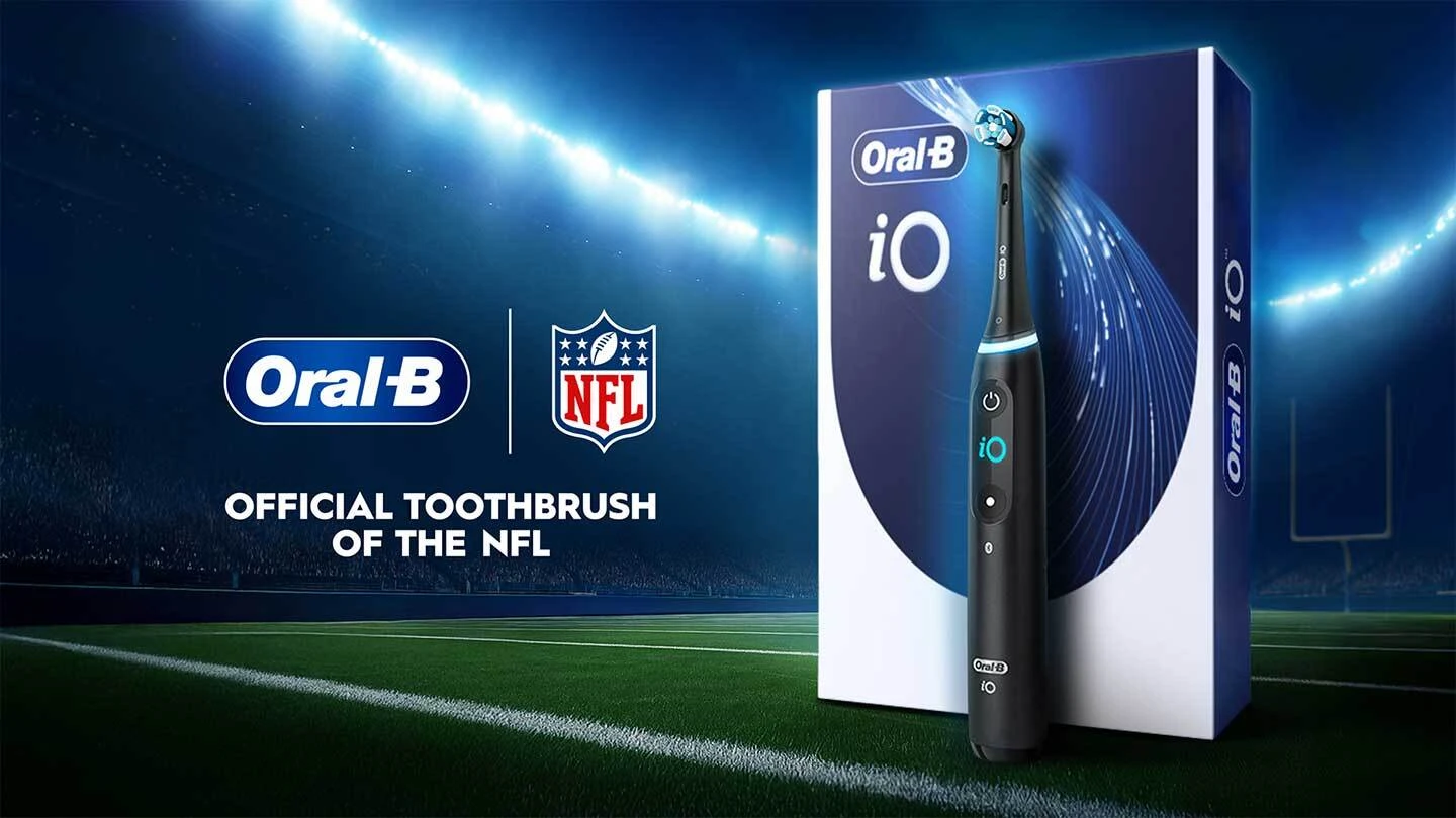 Oral-B iO Series 4 Rechargeable Electric Toothbrush, Matte Black