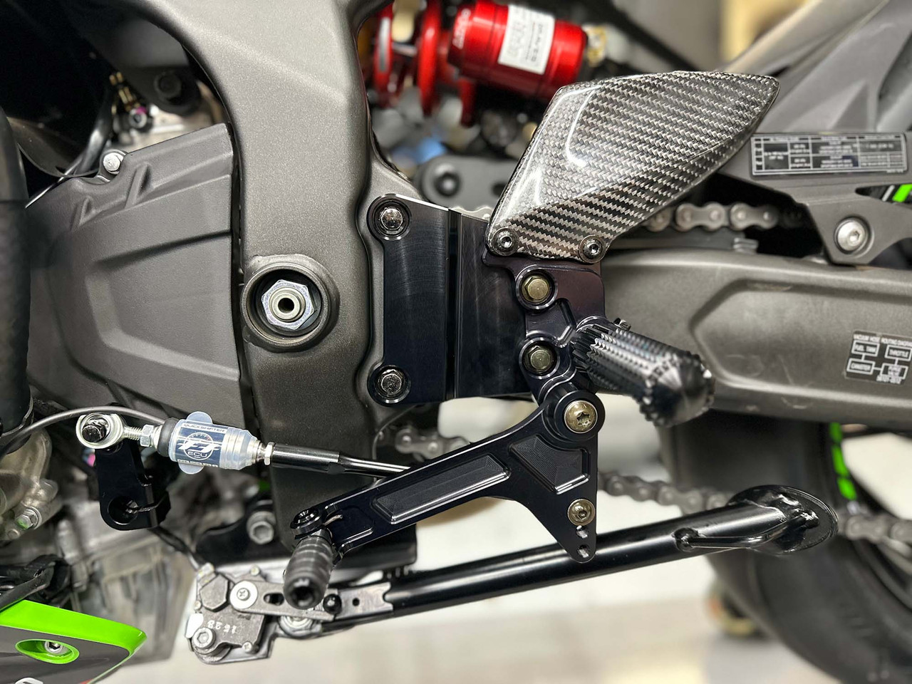 Kawasaki ZX-4RR / ZX-4R Adjustable Rearsets