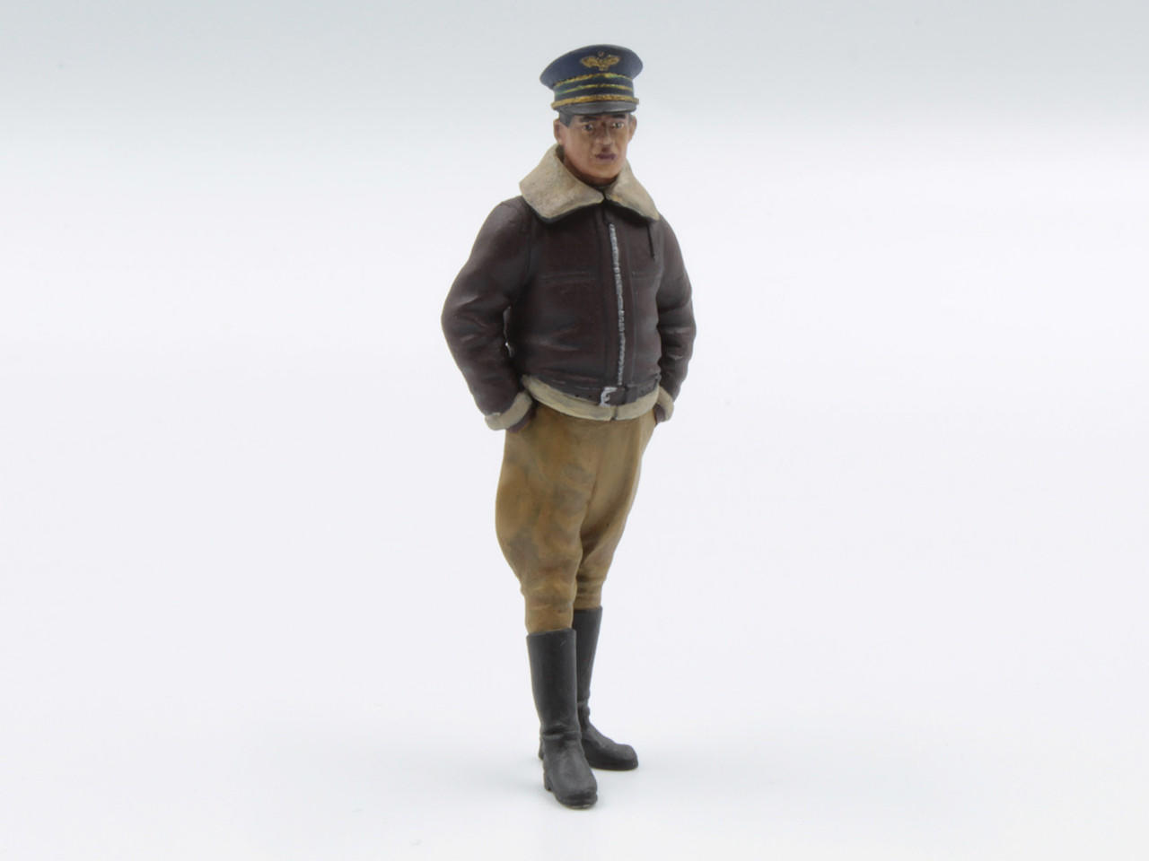 1/32 ICM Normandie-Niemen Yak-9T & Marcel Lefevre Figure