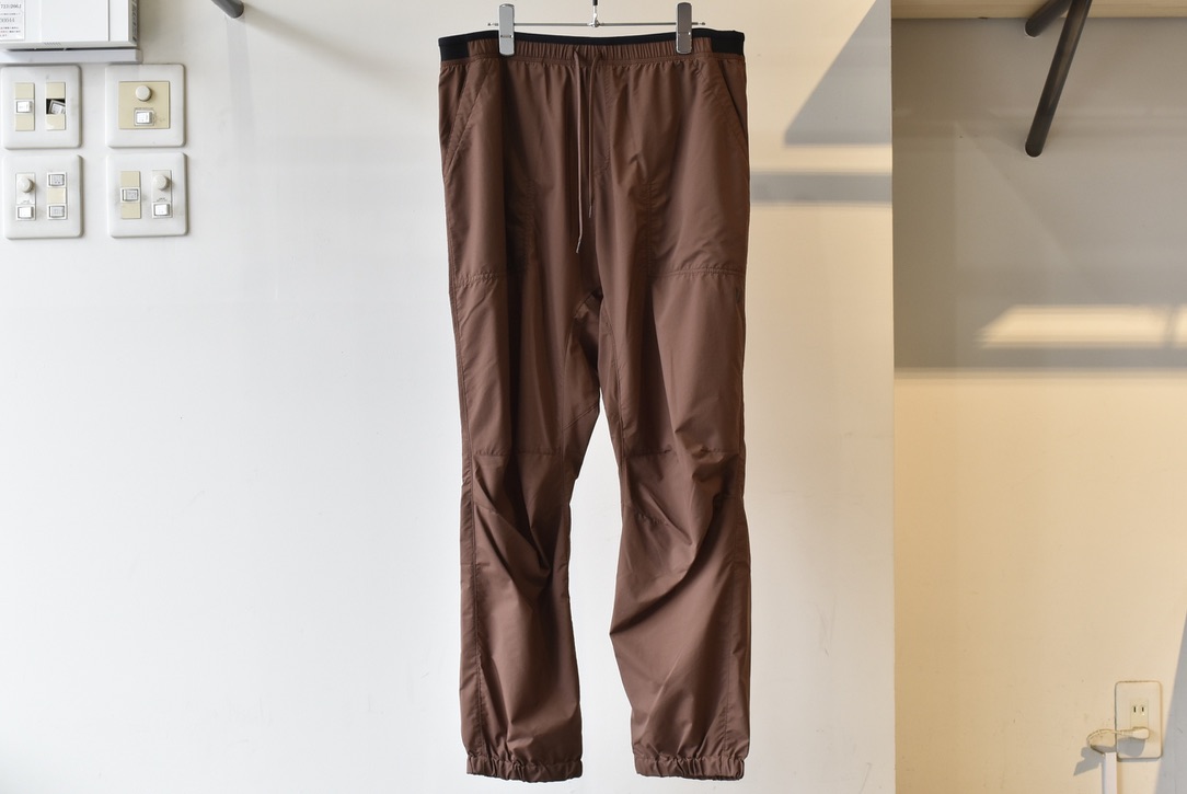 TANNUKI(タヌキ) Sato Wind Pant: Color Cappuccino | circle AOMORI