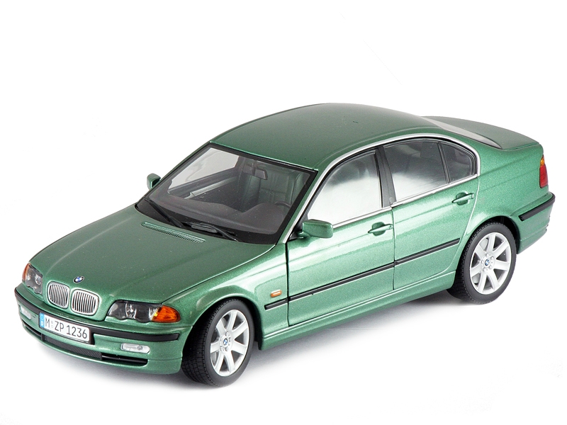 Масштабная модель BMW 328i E46 зеленый мет.