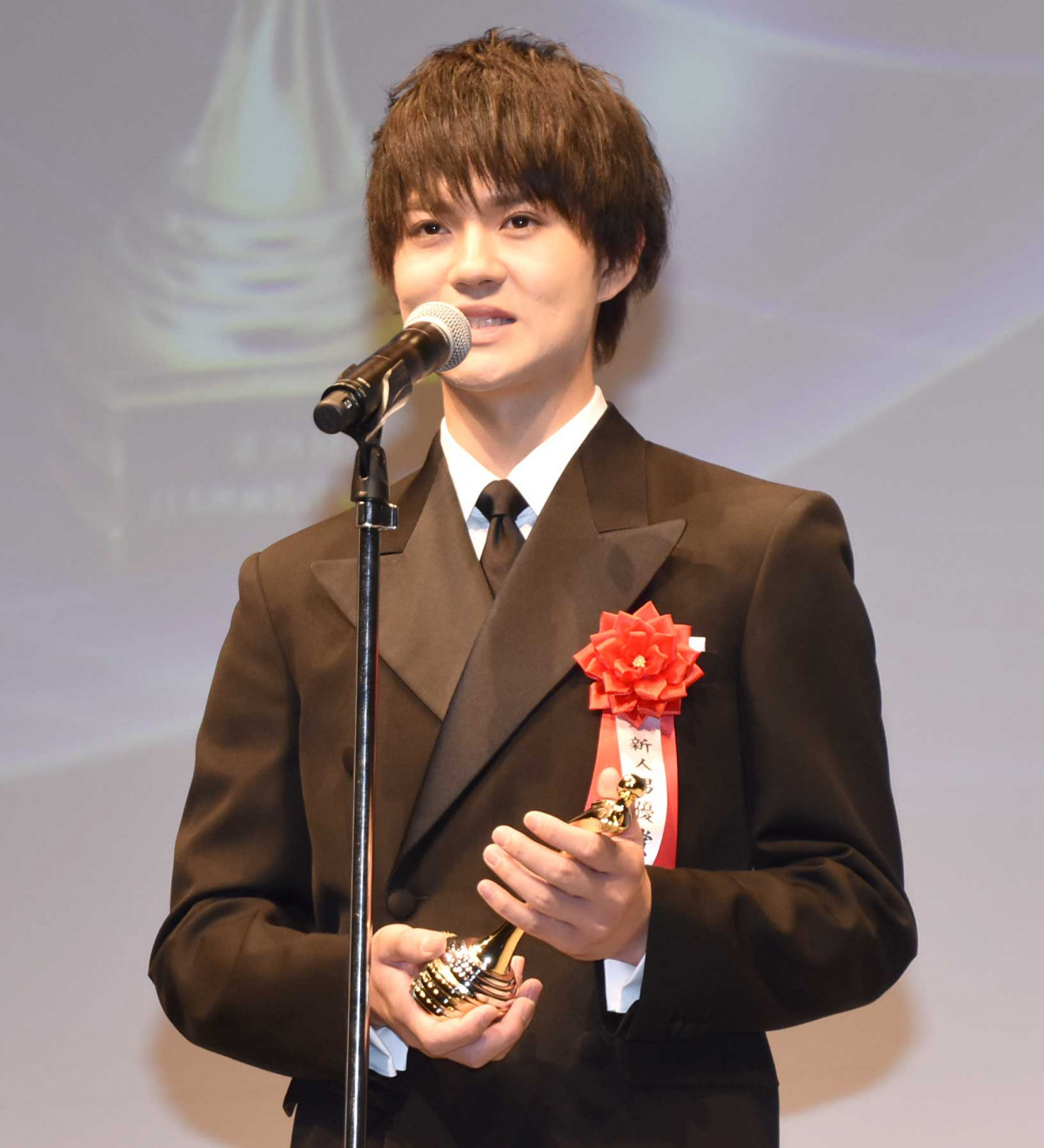 佐野勇斗、映画賞を初受賞「作品、役に出会えて感謝」 | オリコン