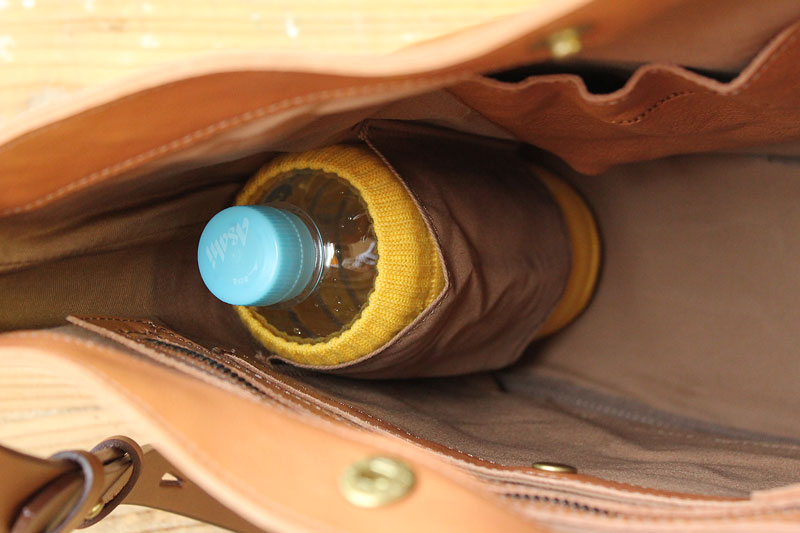 水筒が入る革のショルダーバッグ | ナチュラルバッグ通販conaranのブログ