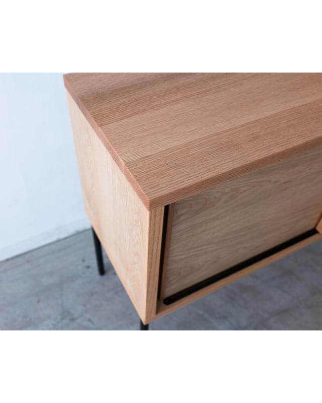 現品SALE］CF2 100 リビングボード レッドオーク無垢材 / オイル仕上げ