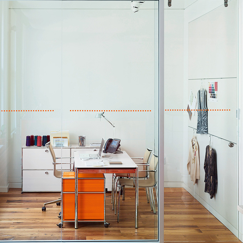 USM（ユーエスエム）LM JPQS005 テーブル パールグレー｜USM | THE