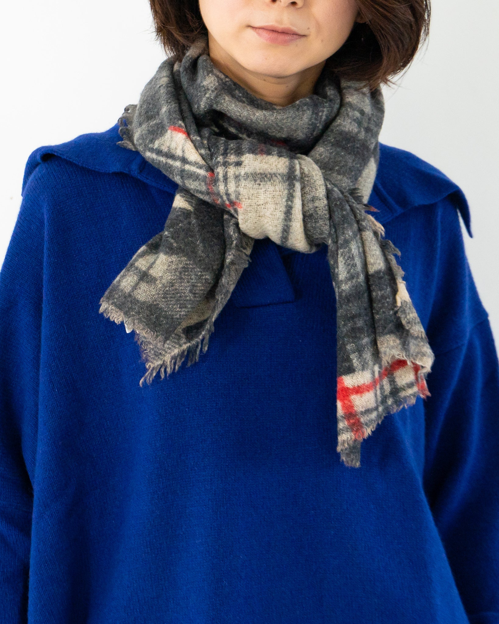 Gerry | Faliero Sarti ファリエロ サルティのストール通販 | CORNETTO