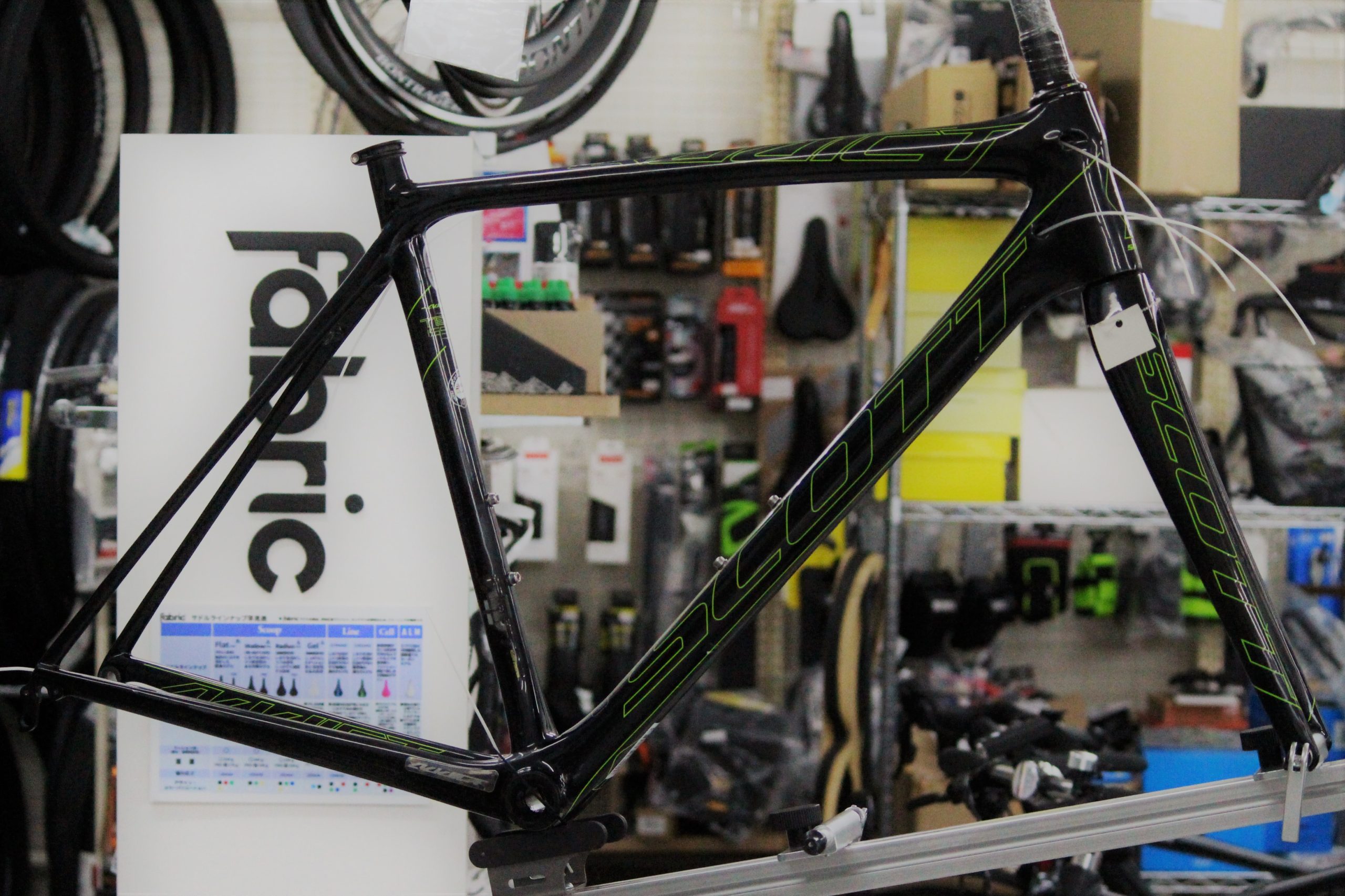 SCOTT Addict team issue フレームセット 2014モデル M/54サイズを展示