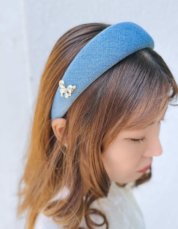 髪の長さに関係なくチャレンジできる夏カチューシャ | acca(アッカ