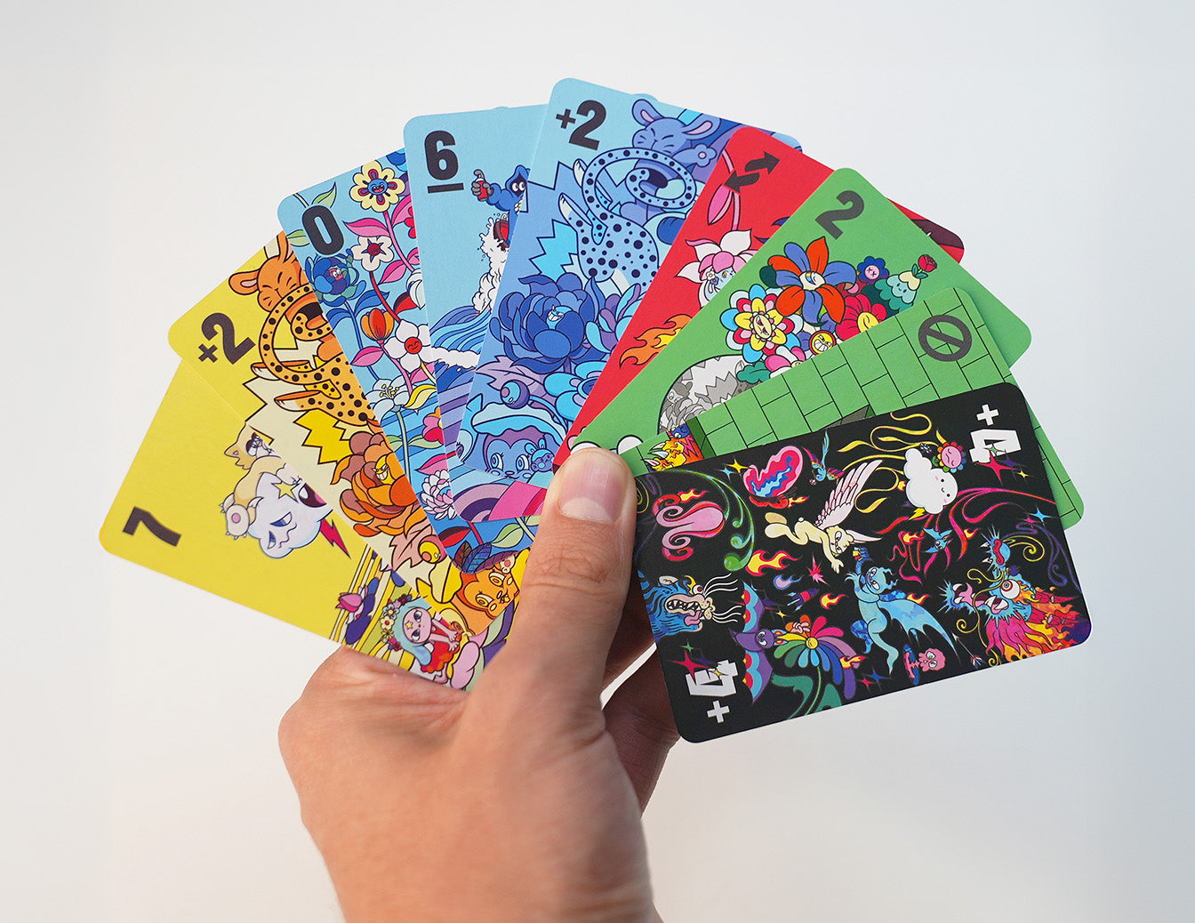 UNO Artiste Card Game – Mattel Creations
