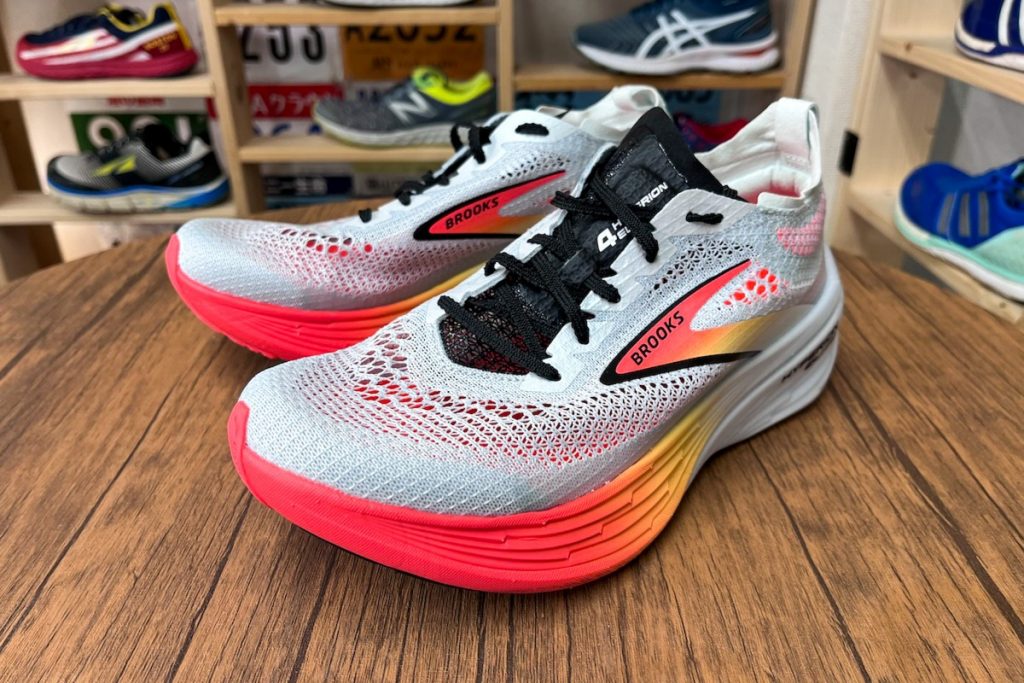 ブルックス】「ハイペリオン エリート 4」はひと味違う厚底レーシング