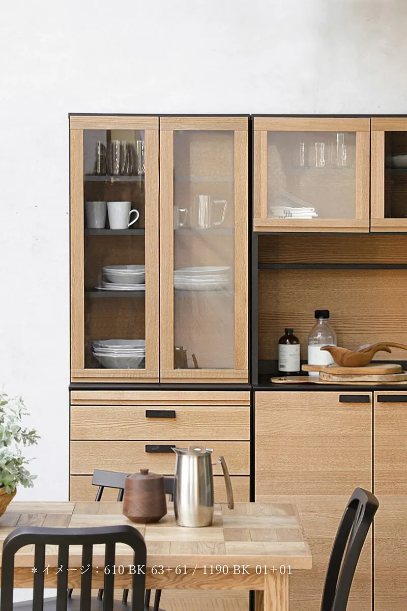 MOMO natural 食器棚