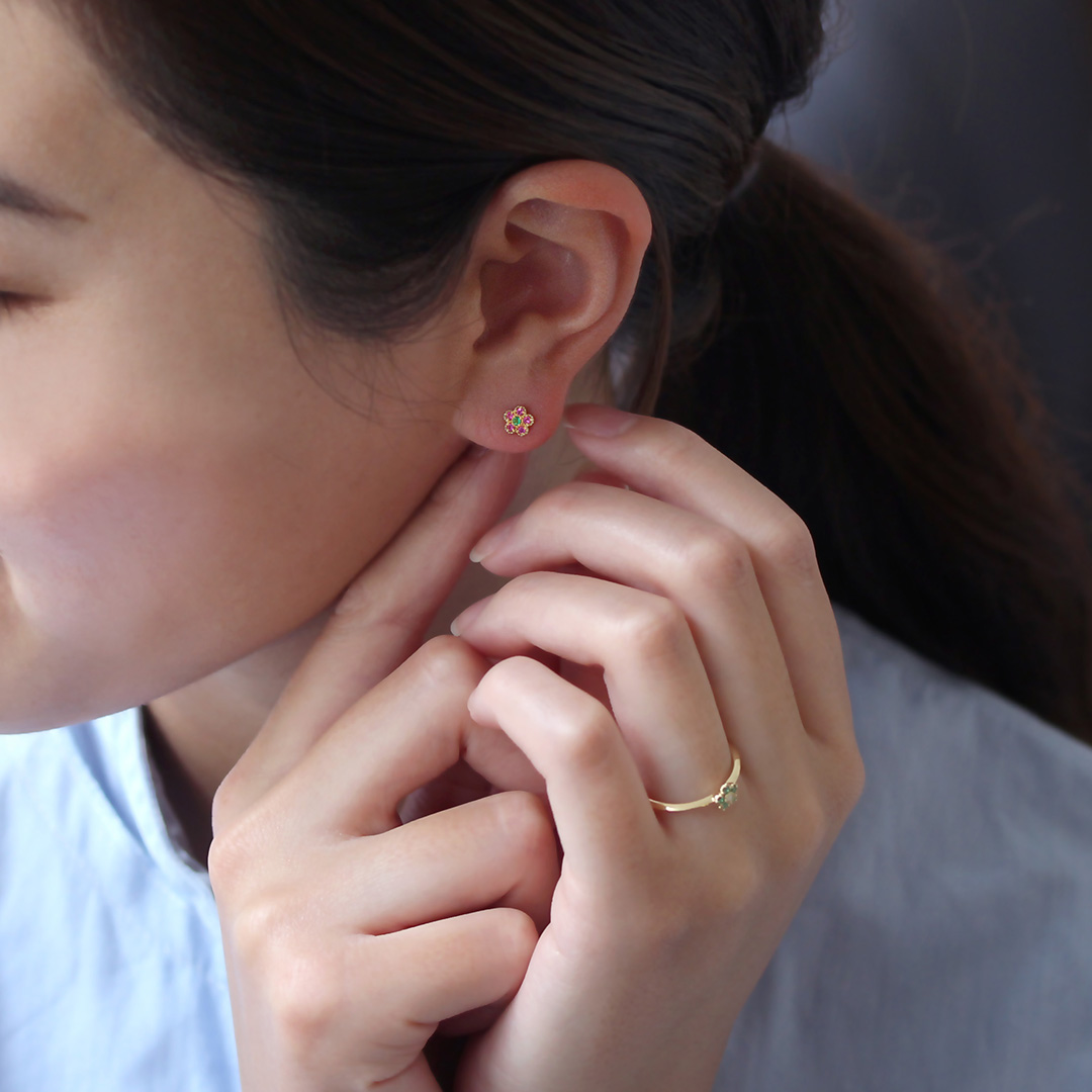 ビズー公式】ピンクサファイア エメラルド K10 K18 ピアス パルテール