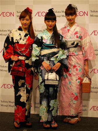 武井咲「優しくて聞き上手な男性が好き」 浴衣姿は「魔法にかかった