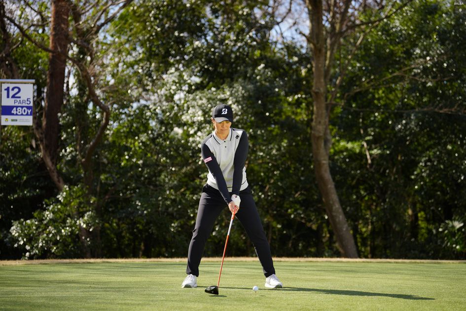 3年ぶりVの飛ばし屋・渡邉彩香がお手本！ オーバースイングを