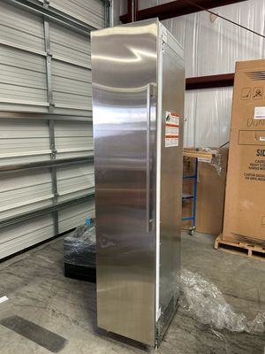 Monogram ZIF181NPNII Monogram 18