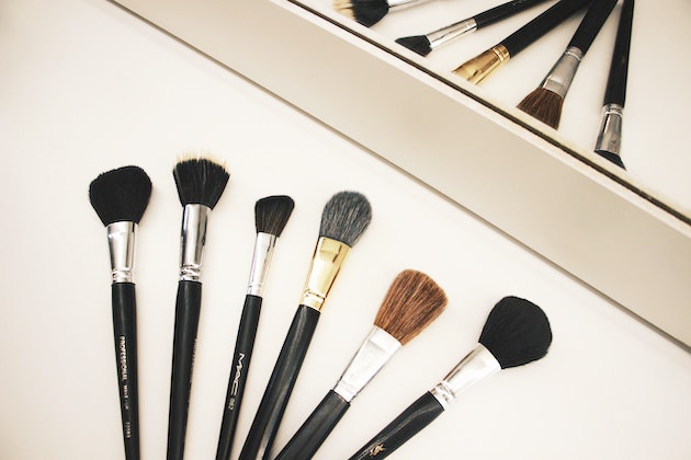 2022年版】編集部おすすめ！デパコスメイクブラシ5選