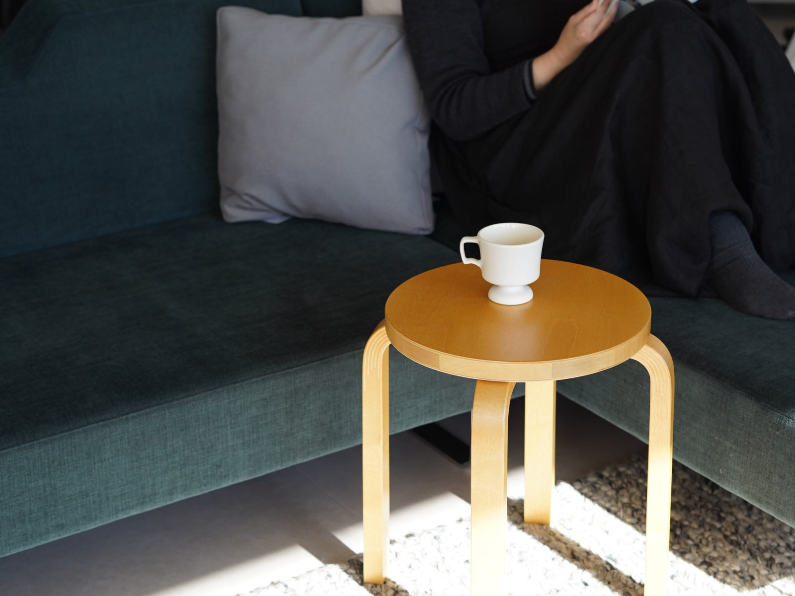 artek (アルテック) STOOL E60（スツールE60） 4本脚 ハニーステイン