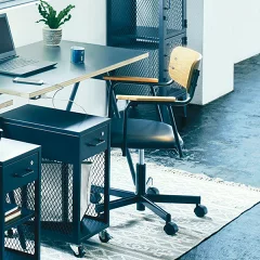 ジャーナルスタンダード「コンパスレッグデスク」はオシャレでリビング