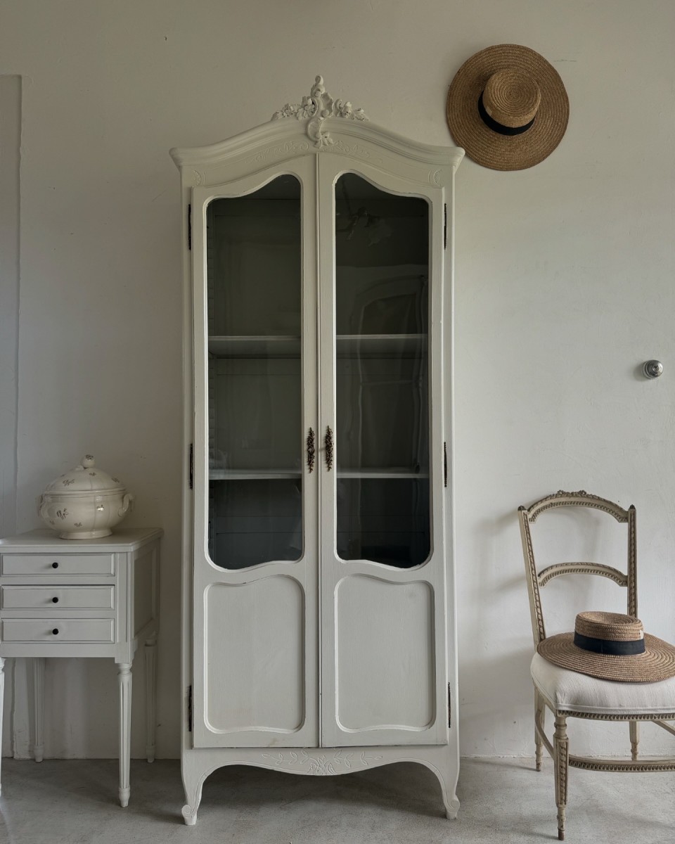 観音開きガラスキャビネット | フランスアンティークショップディフェ