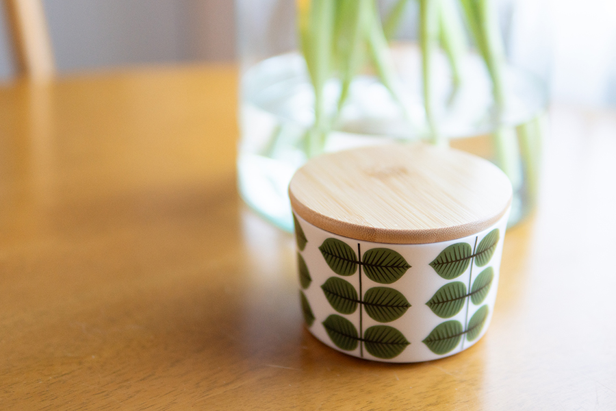 ベルサ/Bersa】北欧レトロの名作、憧れのベルサ柄がキャニスター缶に