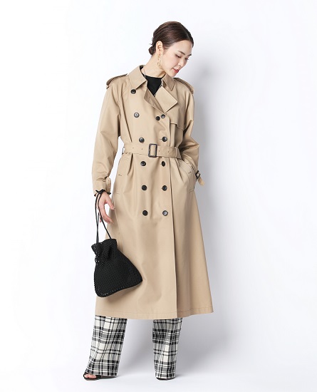 人気スタイリストに聞く！トレンチはボタンを留めて着ちゃダメなの