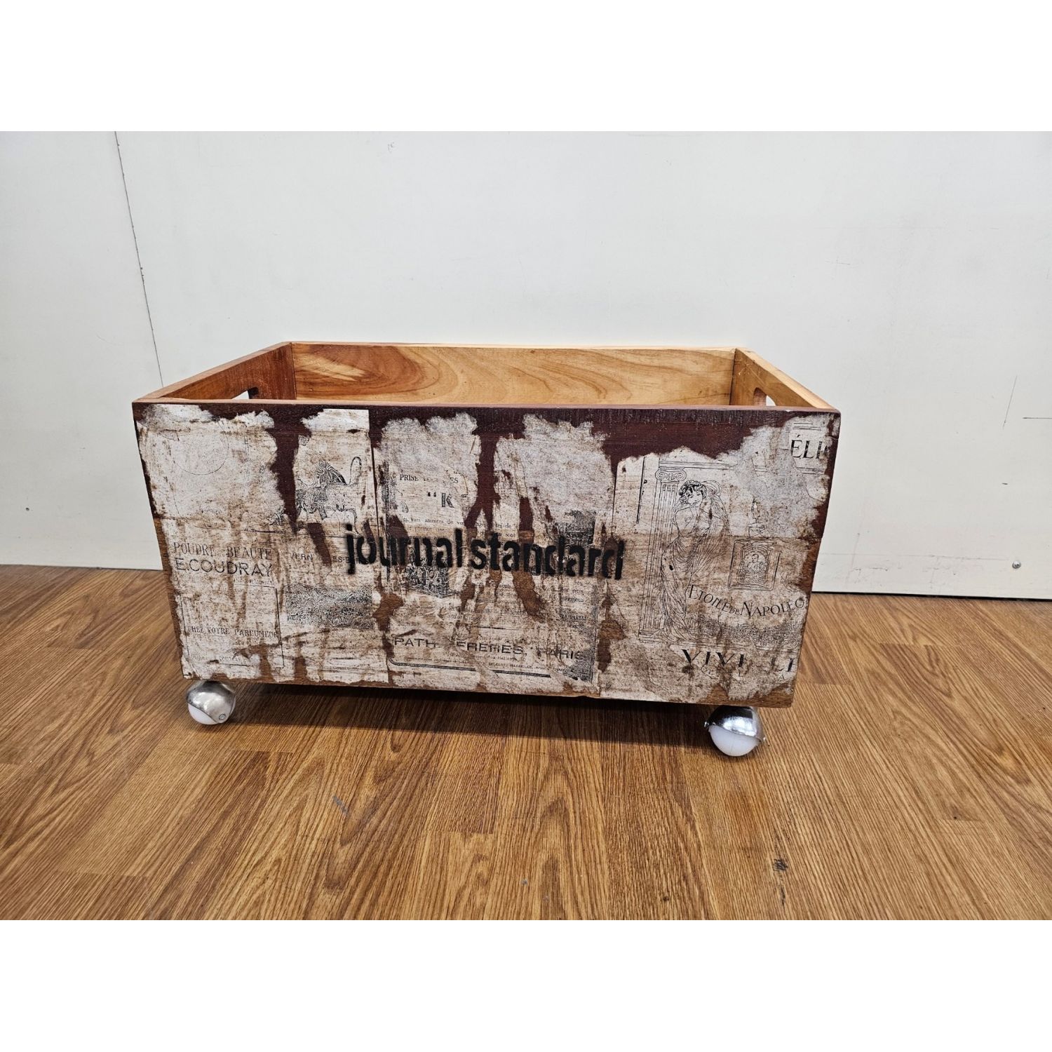 journal standard Furniture (ジャーナルスタンダードファニチャー