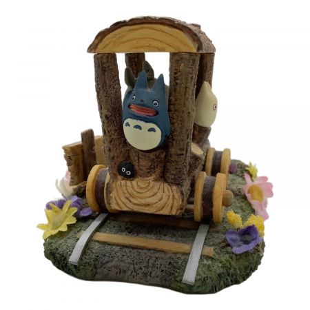 となりのトトロ (トナリノトトロ) フィギュア 雑木林の遊園地 トトロの