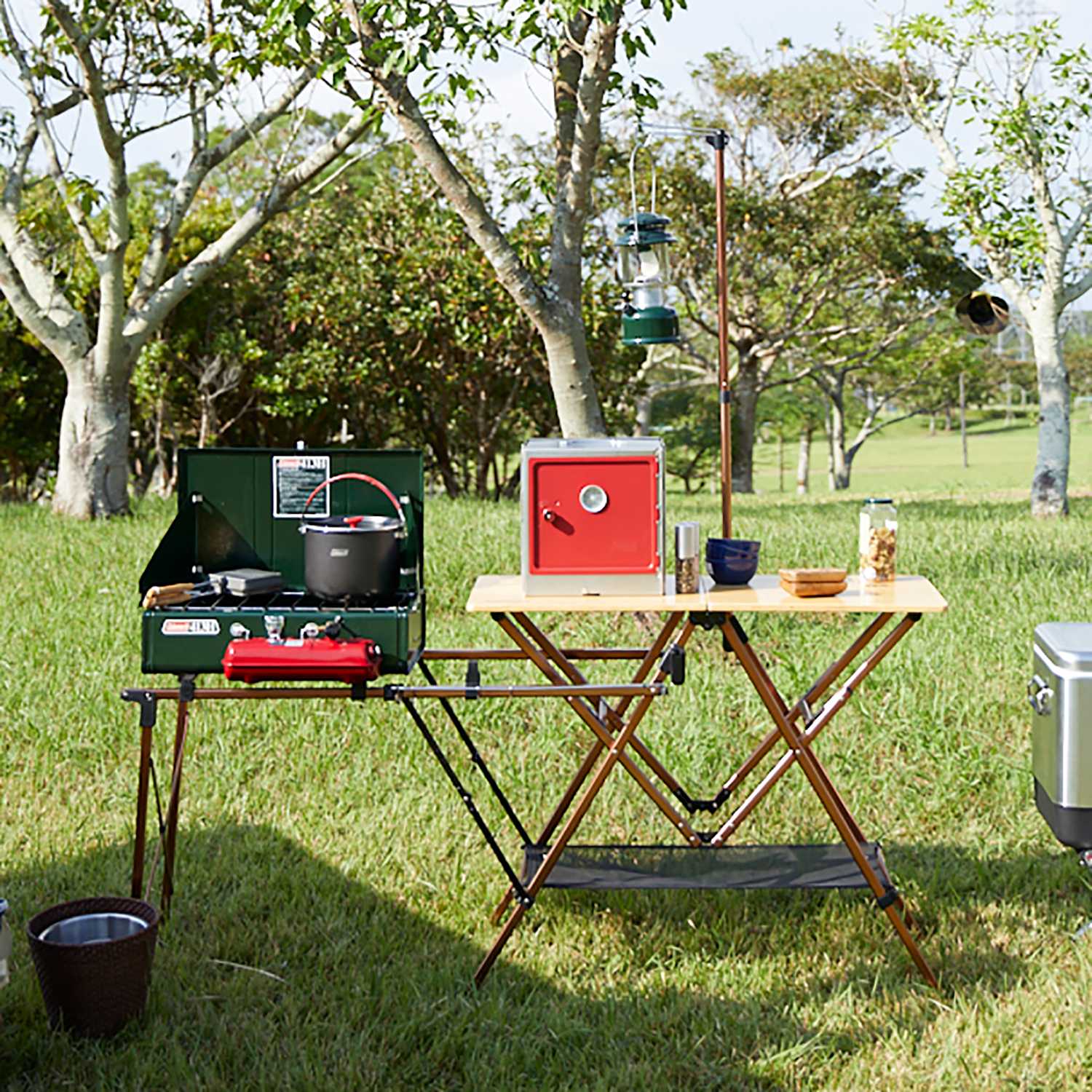 <使用1回>Coleman COMFORT MASTER 木製キッチンテーブル 使用1回>Coleman COMFORT MASTER 木製キッチンテーブル 使用1回