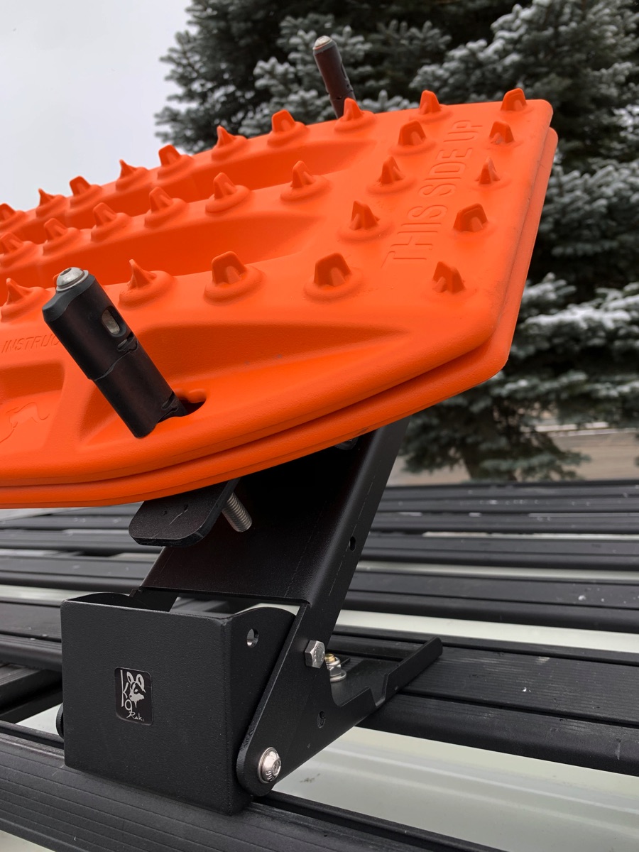 Eezi-Awn K9 Universal MaxTrax & RotopaX 90° Holder - Eezi-Awn