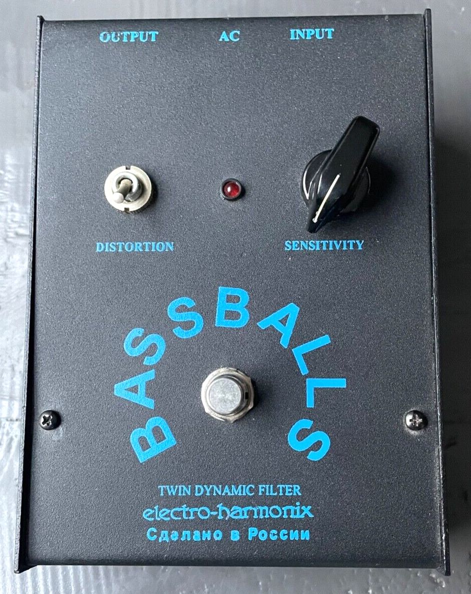 Black Russian Big Muff Pi v7-D w/Round Knobs - Effects Freak