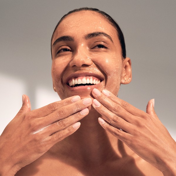 Купить ELEMIS Pro-Collagen Glow Boost Exfoliator - Про-Коллаген