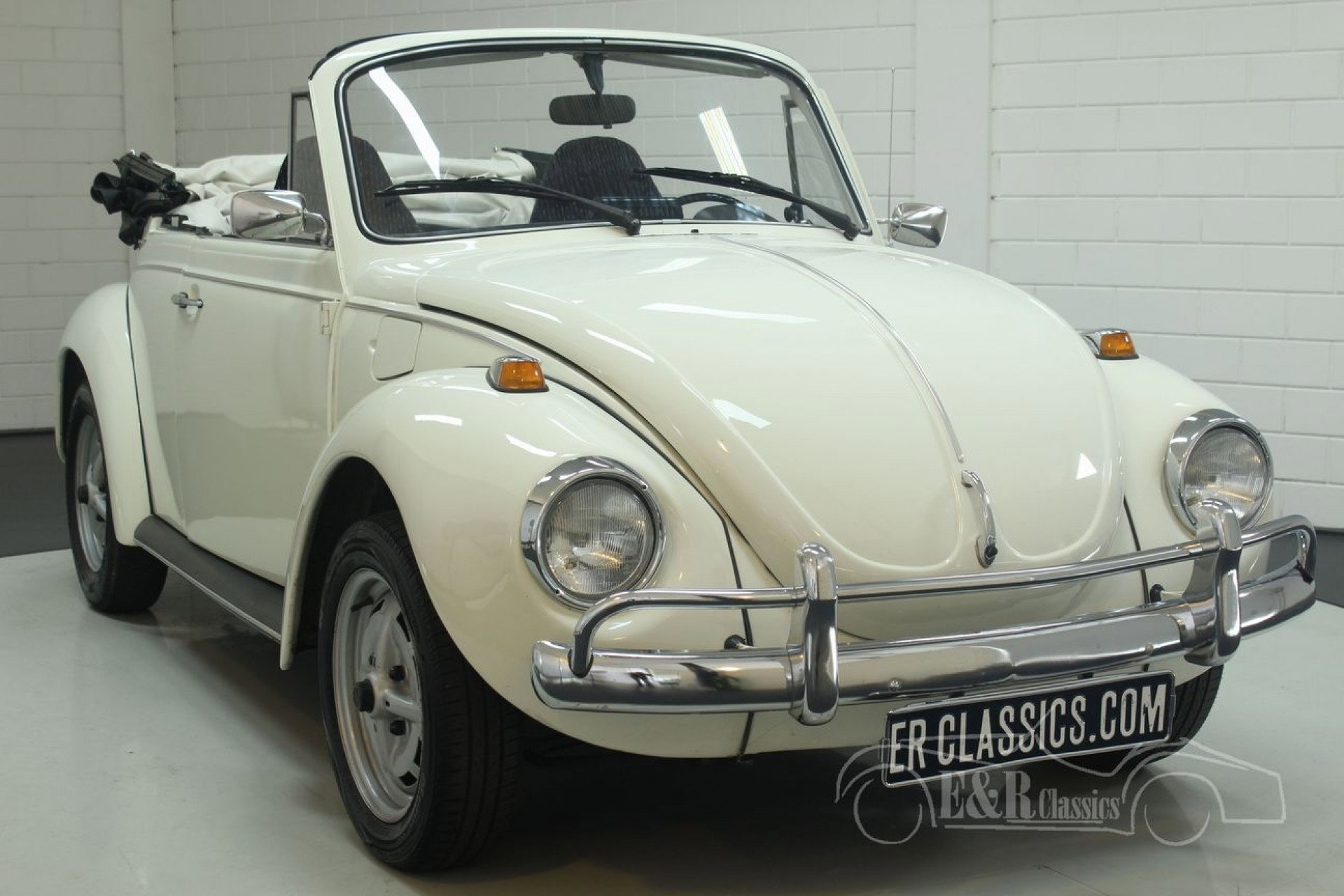 Erclassicsで販売中のVW Keverカブリオレ1973